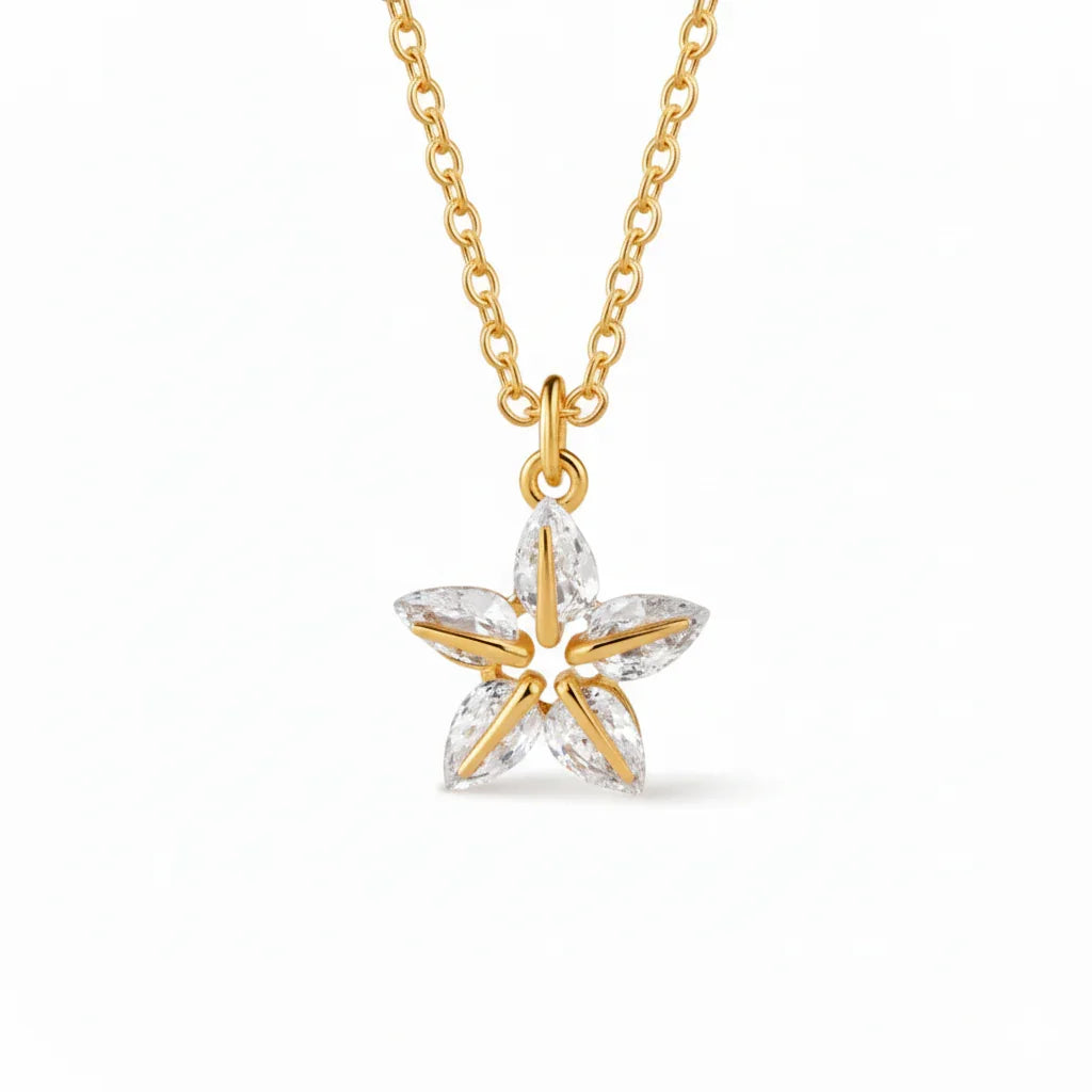 Luxy Chic Leaf Necklace