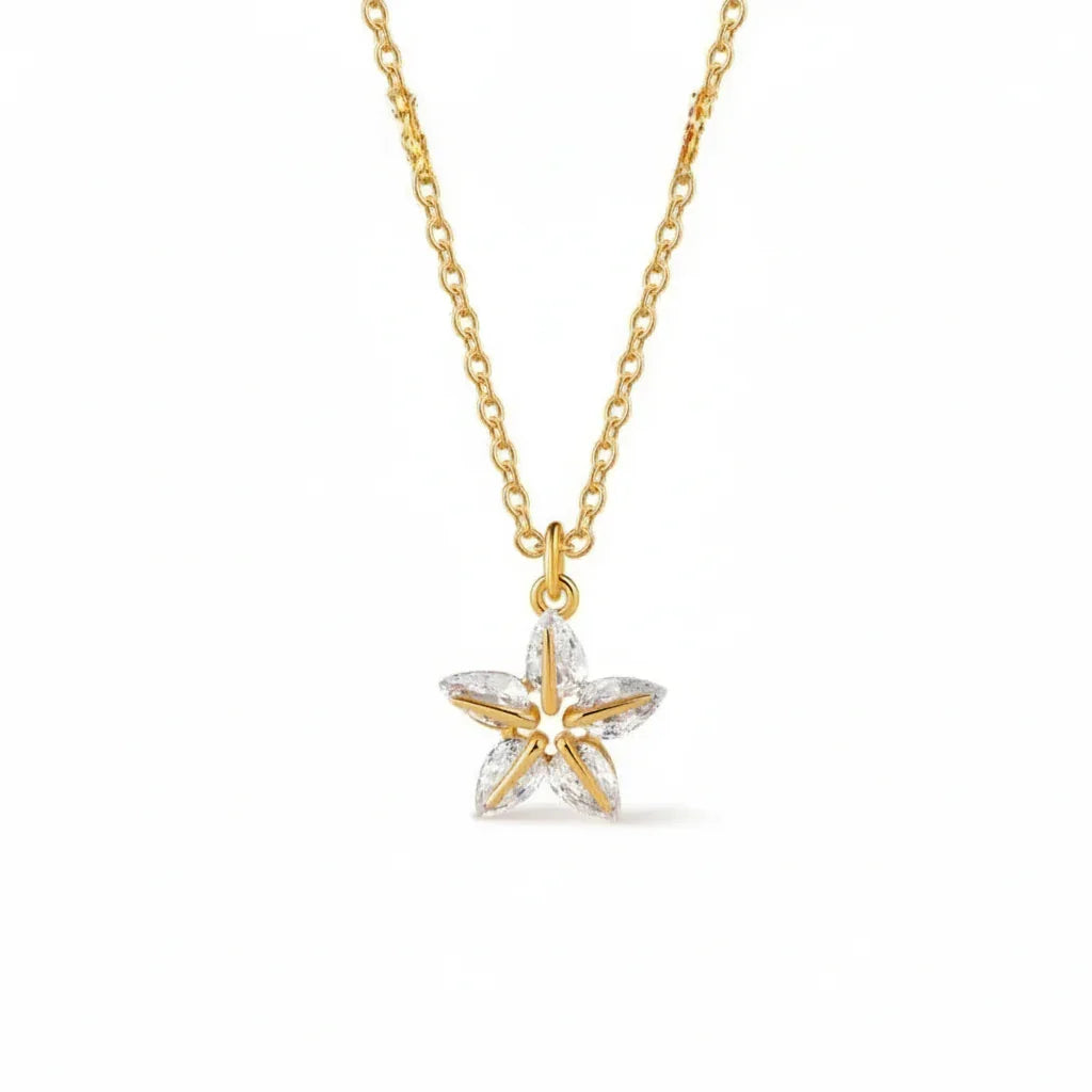 Luxy Chic Leaf Necklace