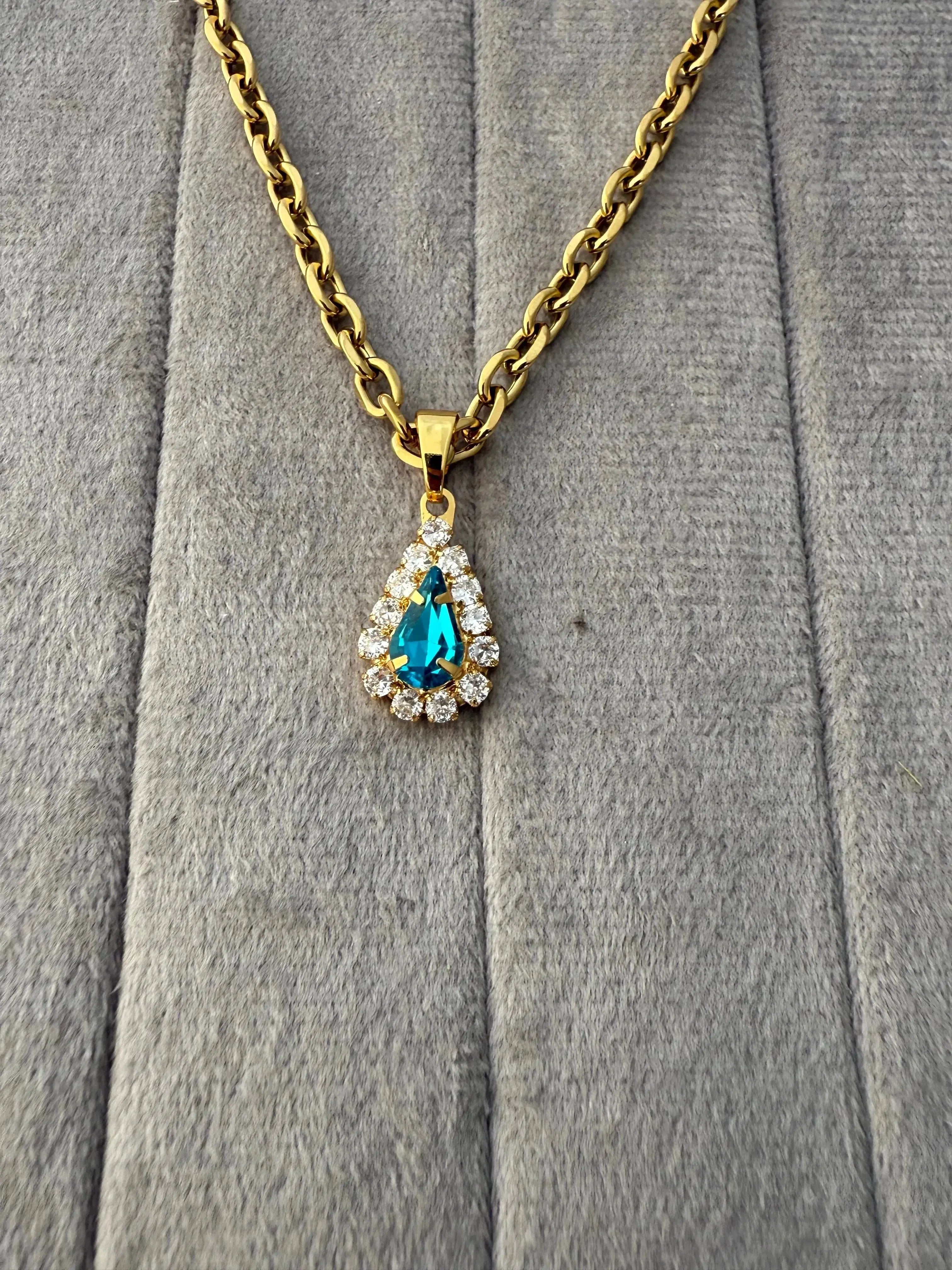 Luxe Green Gemstones Necklace - Diatoms