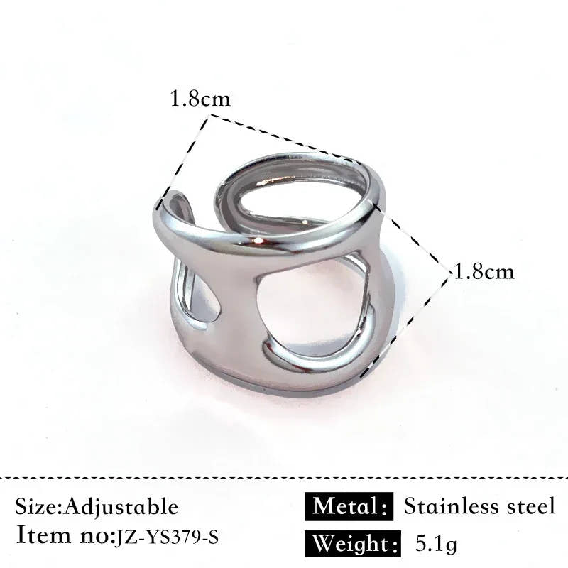 Evora Adjustable Ring