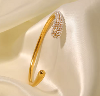 Luxy Diamond Bangles