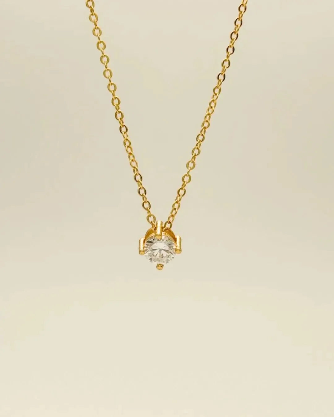 Luxe Dainty Diamond Necklace - Diatoms