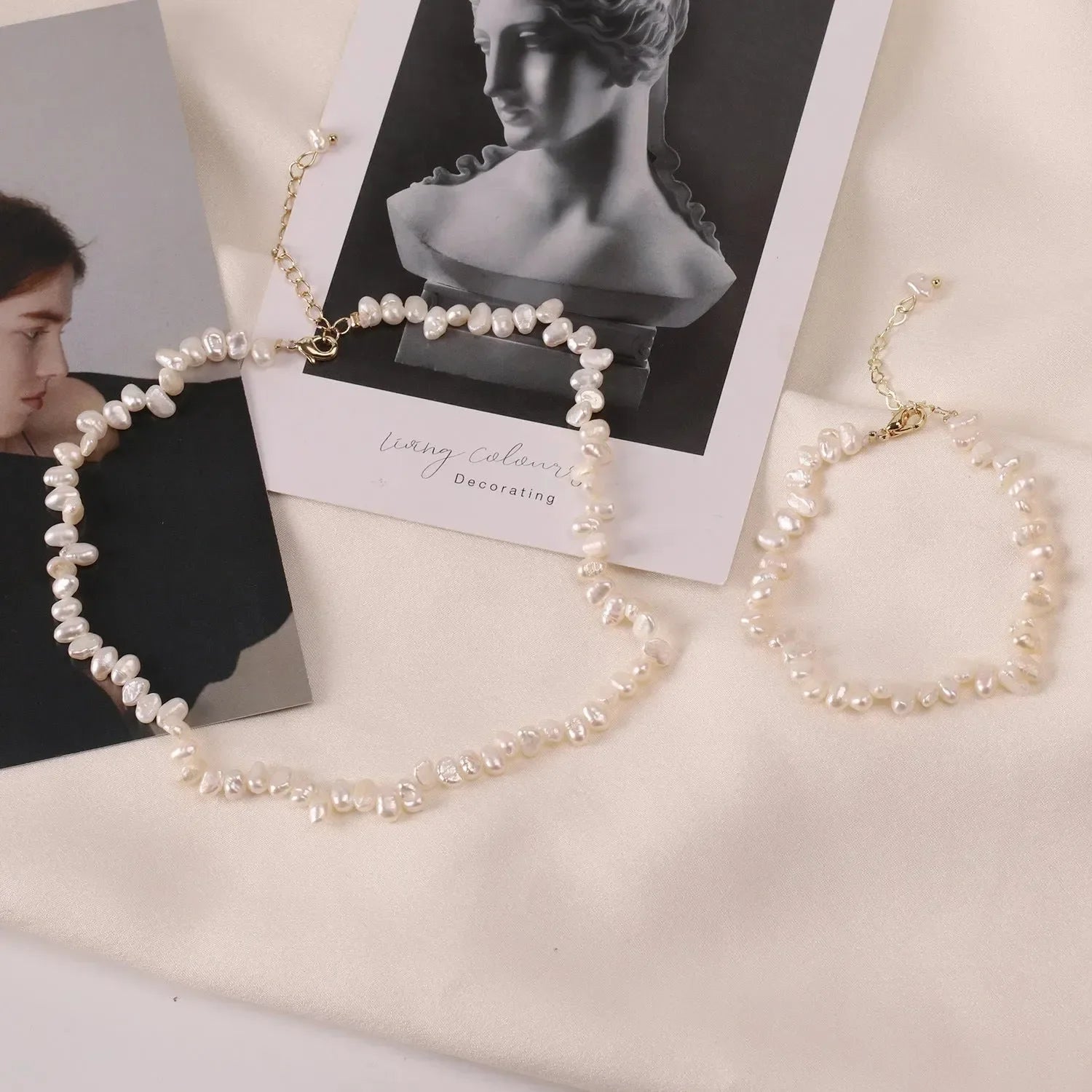 Vacation Round Pearl Beaded Necklace - Diatoms