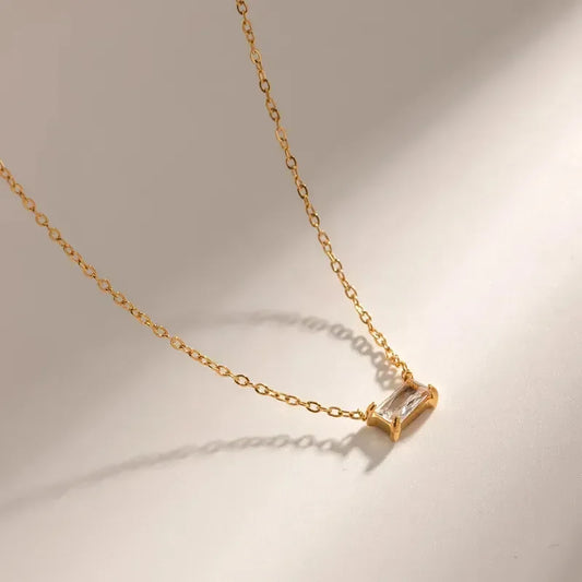 Luxy Rectangular Emerald Pendant - Diatoms