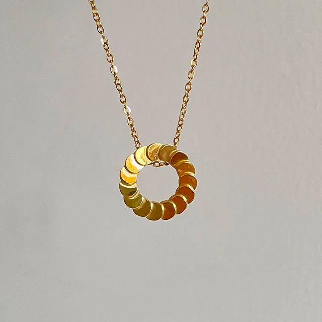 Luxe Round Hollow Pendant