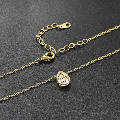 Elegant Water Droplets Zircon Pendant