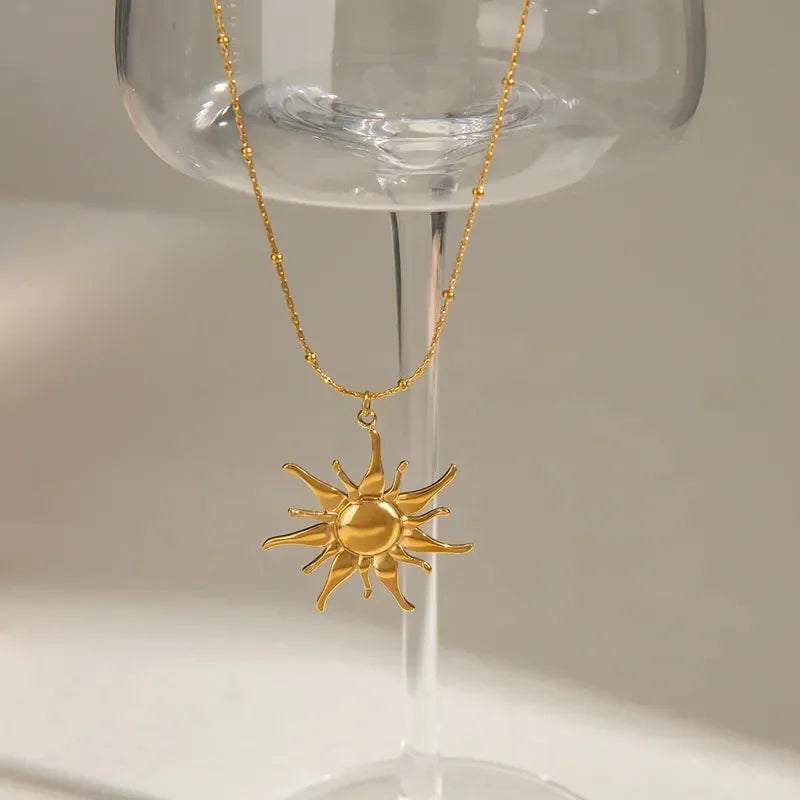 Classic Style Sun Rise Pendant - Diatoms