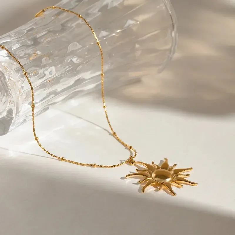 Classic Style Sun Rise Pendant - Diatoms