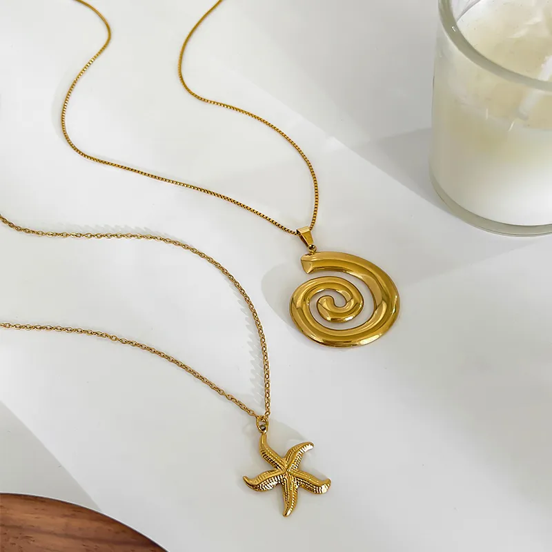 Marine Style Starfish Conch Shell Necklace