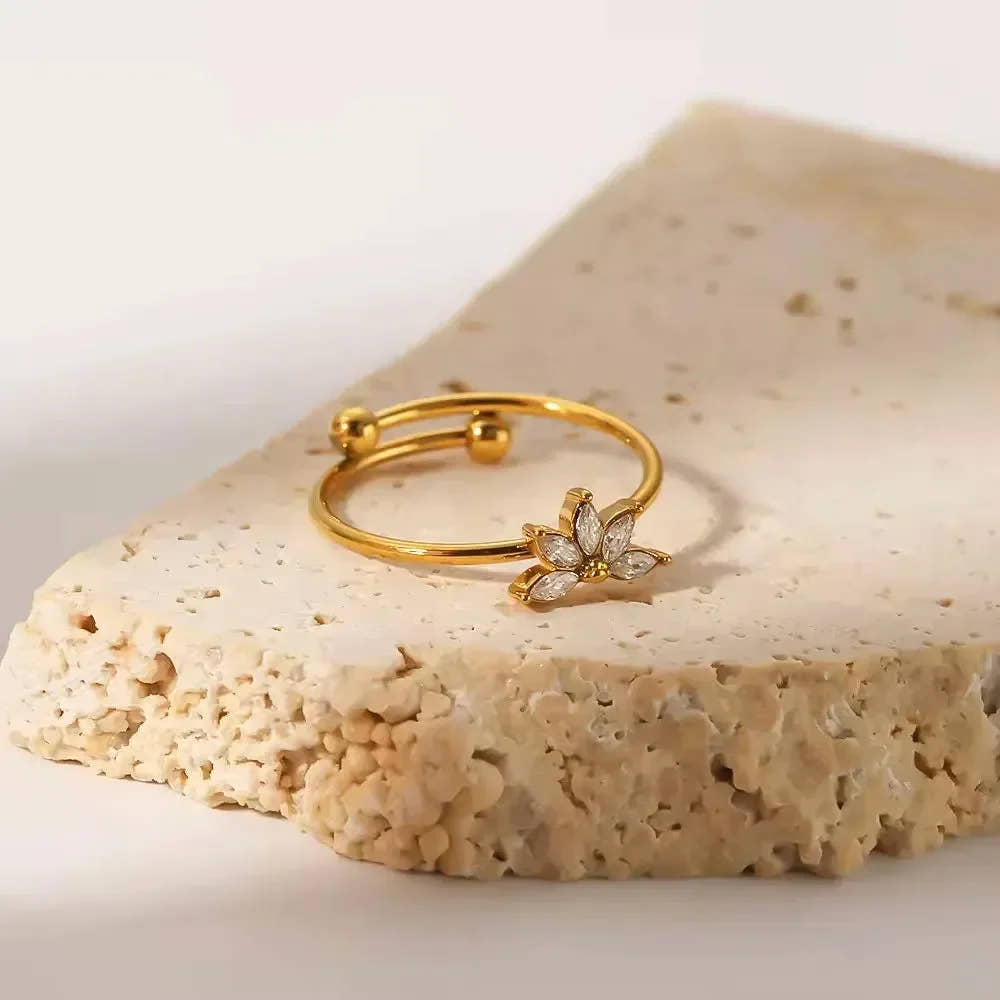 Floral Diamond Ring - Diatoms
