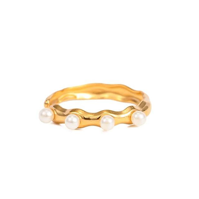 Pearl Orbit Gold Ring