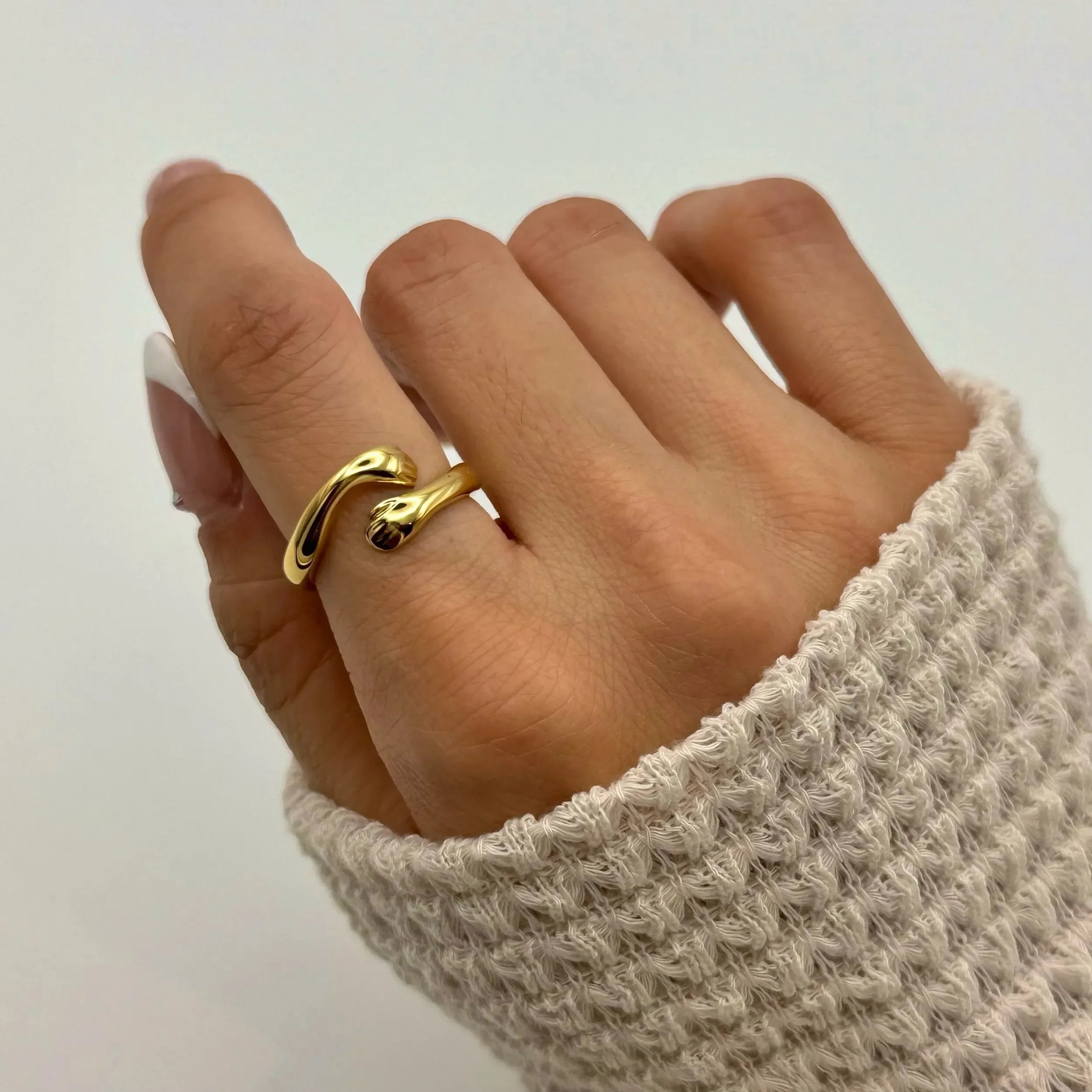 Love Hug Exclusive Ring - Diatoms