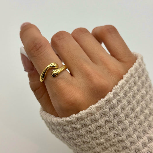 Love Hug Exclusive Ring