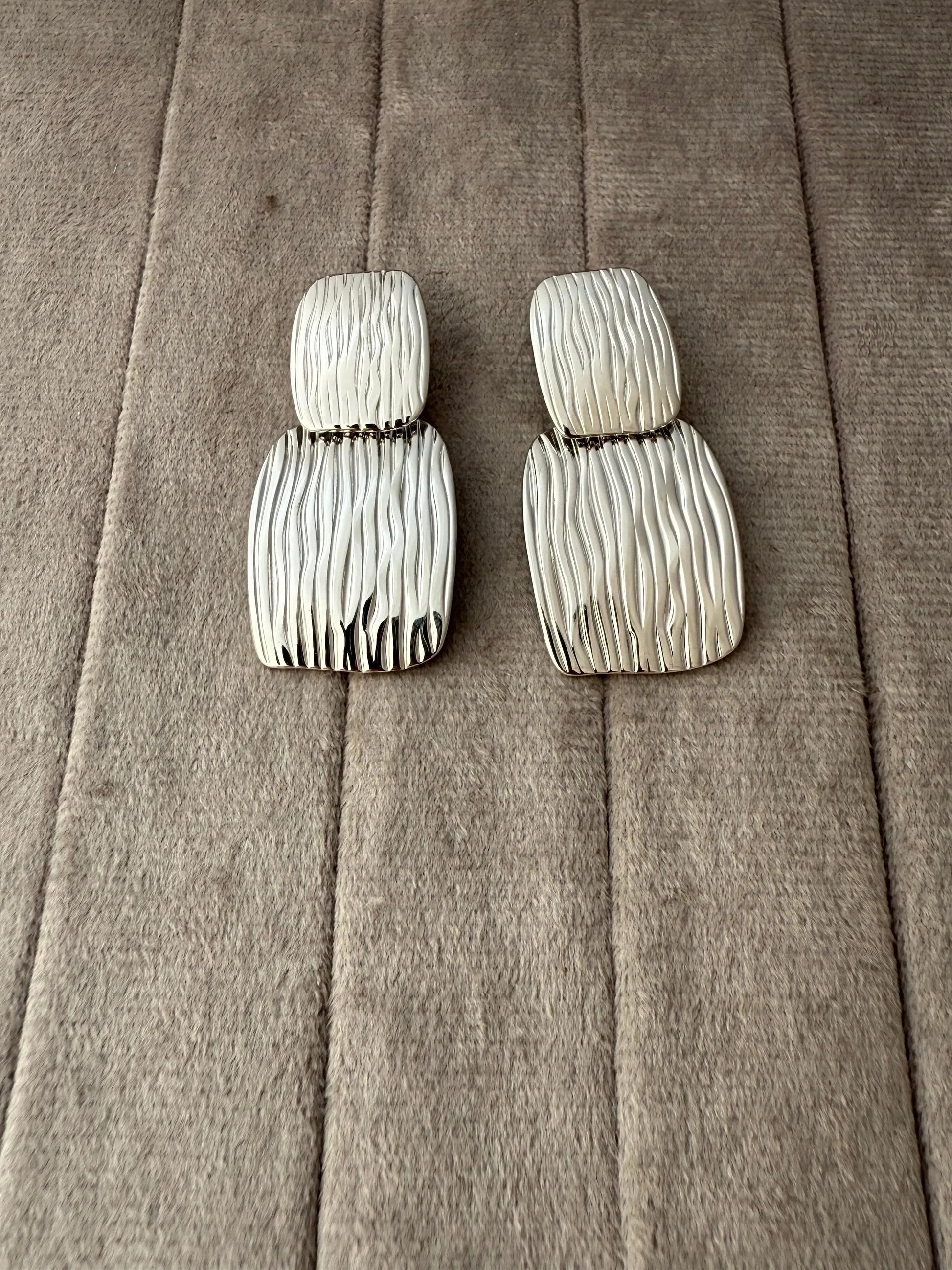 French Style Exclusive Geometric Drop Earrings - Diatoms