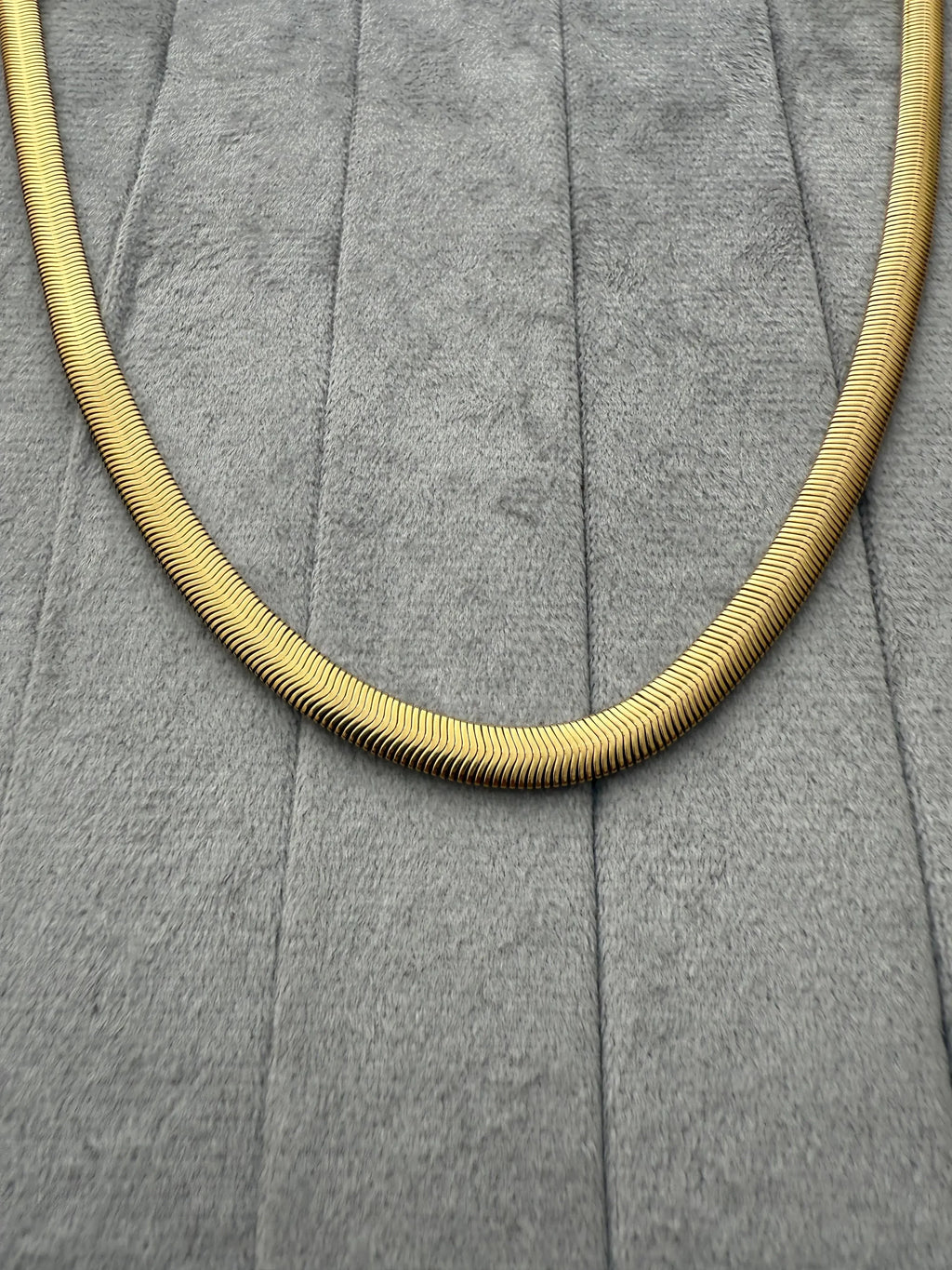 Luxy Serpentine Necklace - Diatoms
