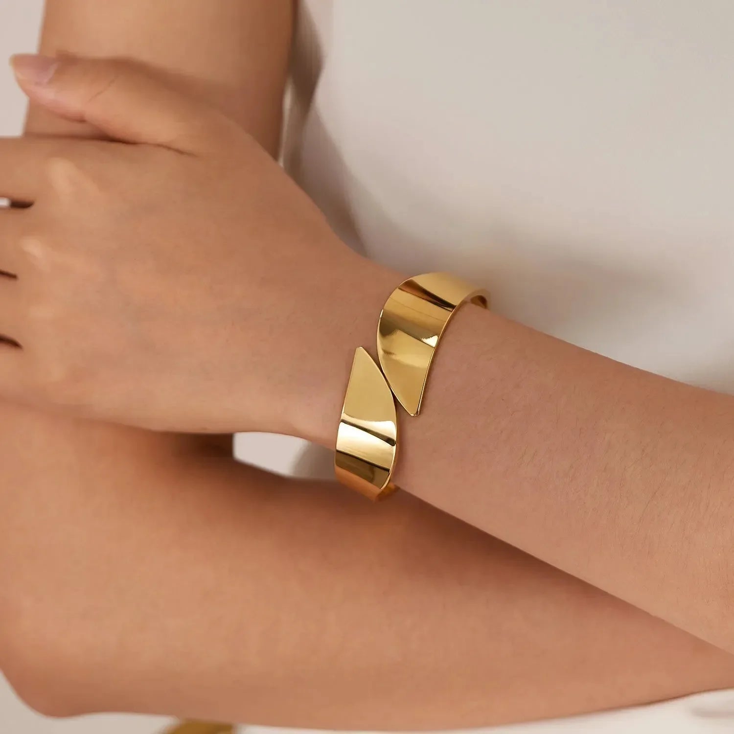 Gladiator Bracelets - Diatoms