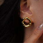 Luxe Graceful Gold Earrings - Diatoms