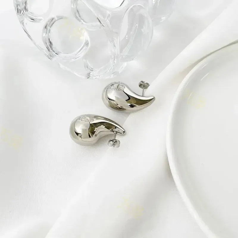 Silver Droplets Stud Earrings - Diatoms