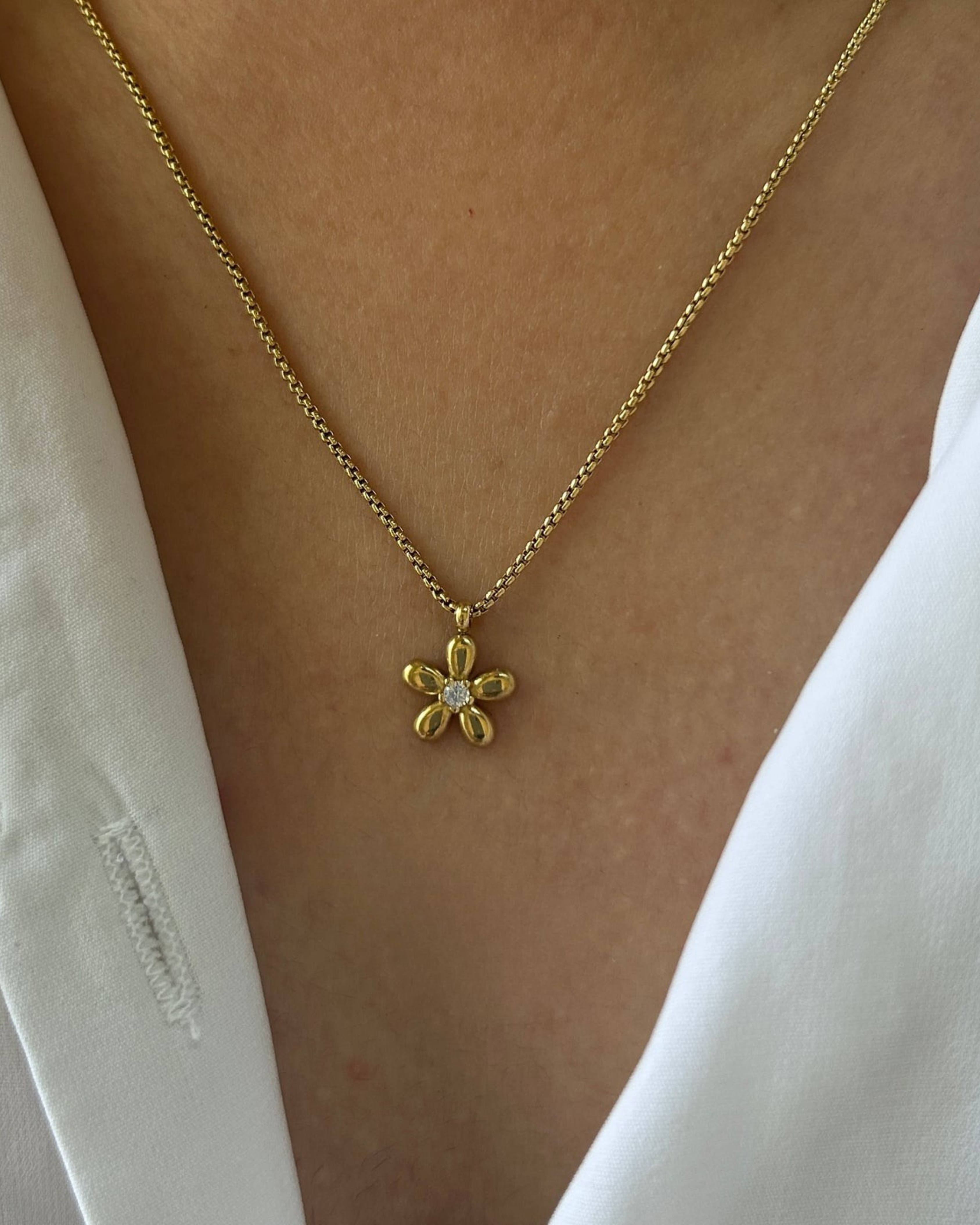 Artistic Flower Necklace and Earrings Combo Set
