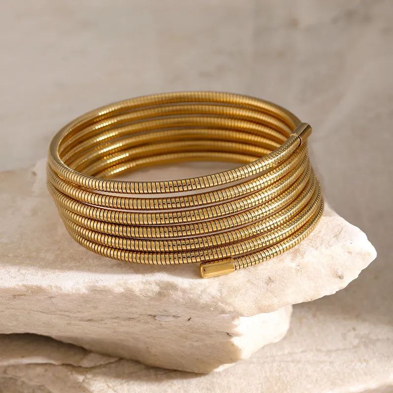 Sleek Spiral Gold Bracelet