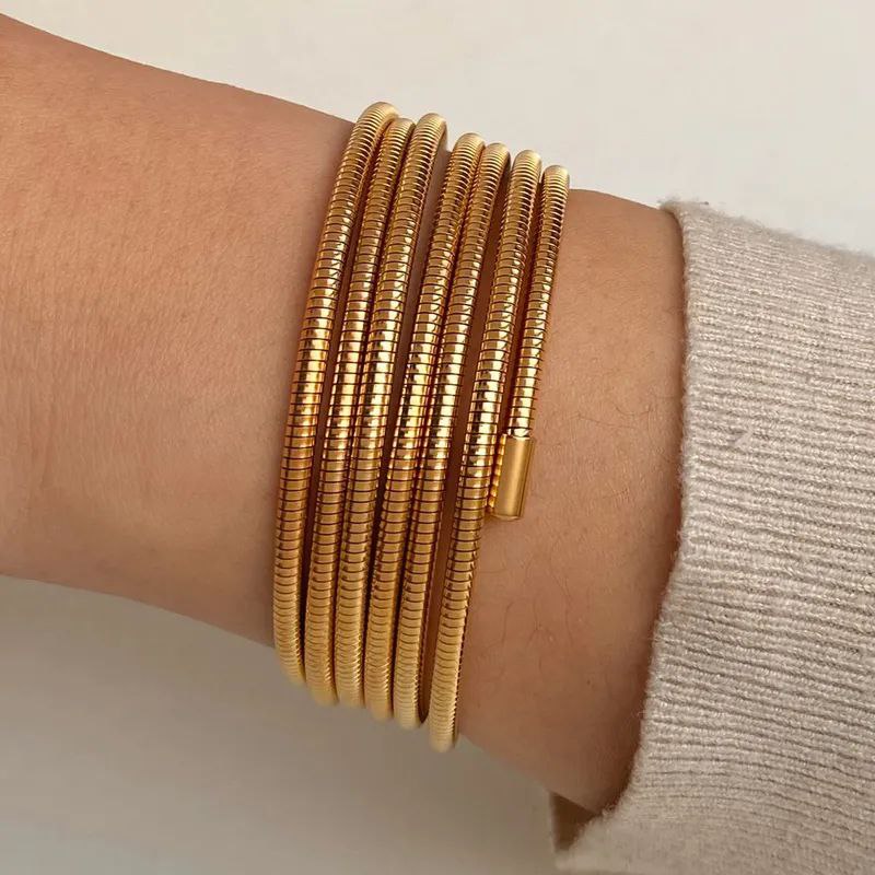 Sleek Spiral Gold Bracelet