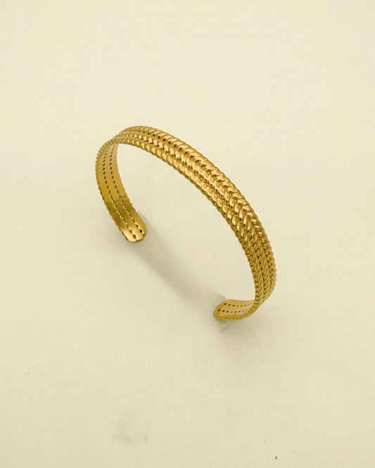 Vintage Twist Pattern C Shaped Bangle - Diatoms