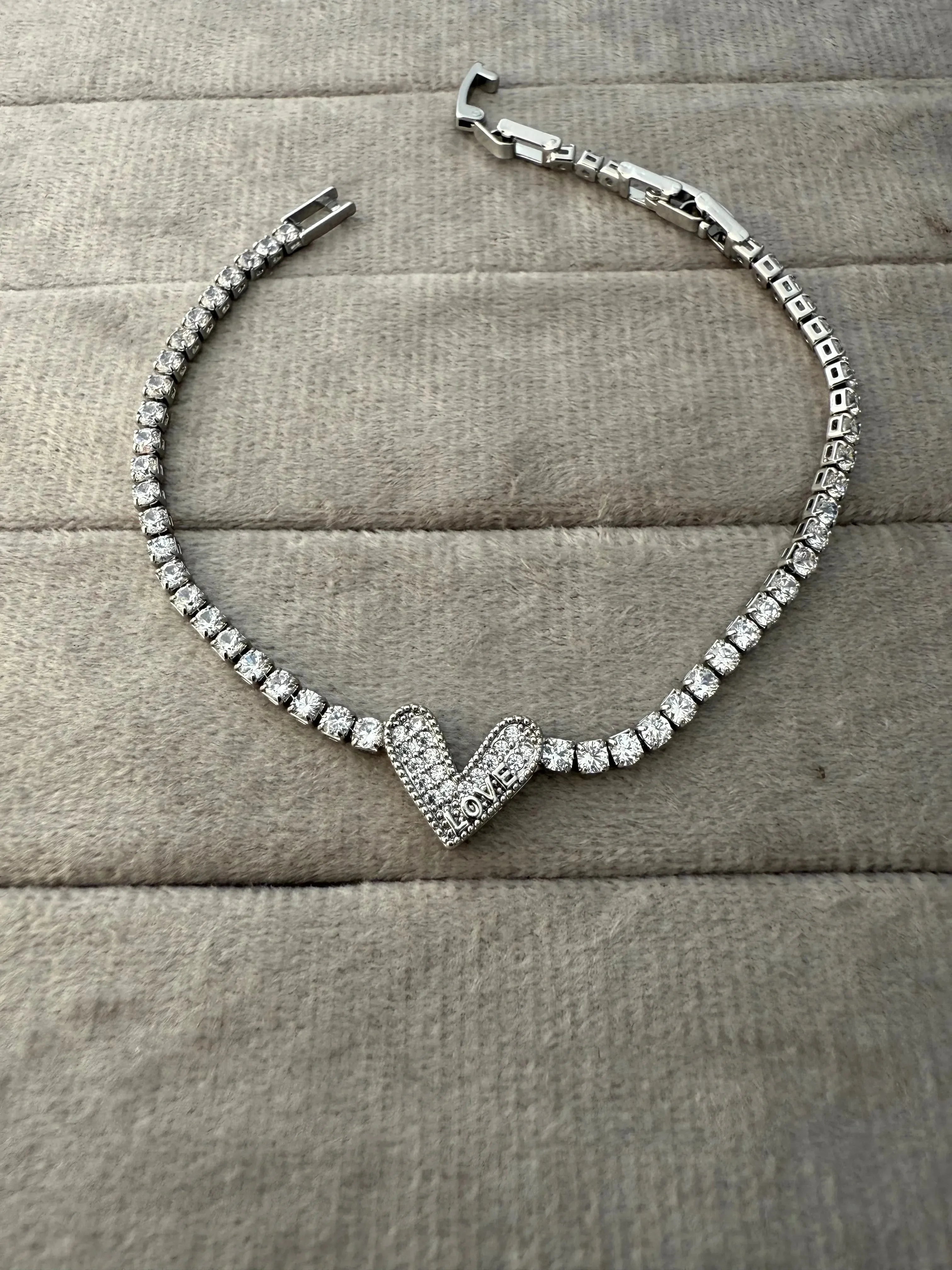 Loveheart Silver Whitestone Bracelet - Diatoms