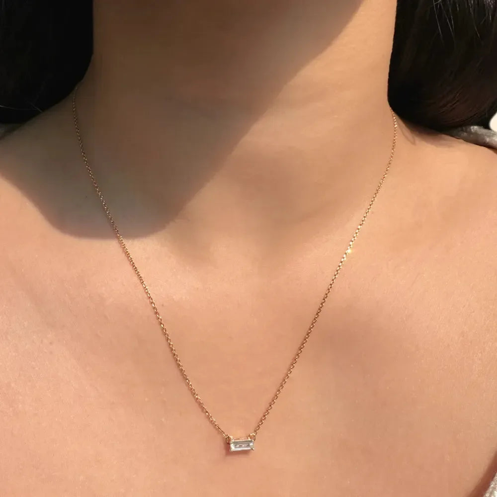 Luxy Rectangular Emerald Pendant - Diatoms