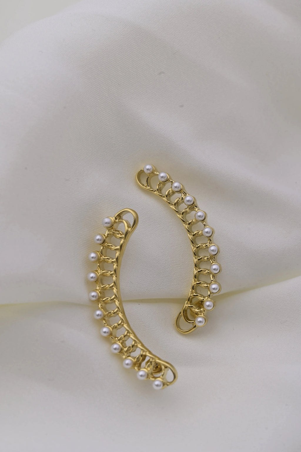 Pearl Earcuff Earrings - Diatoms