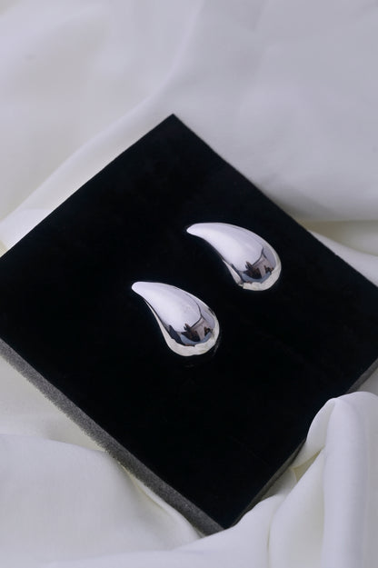 Silver Droplets Stud Earrings