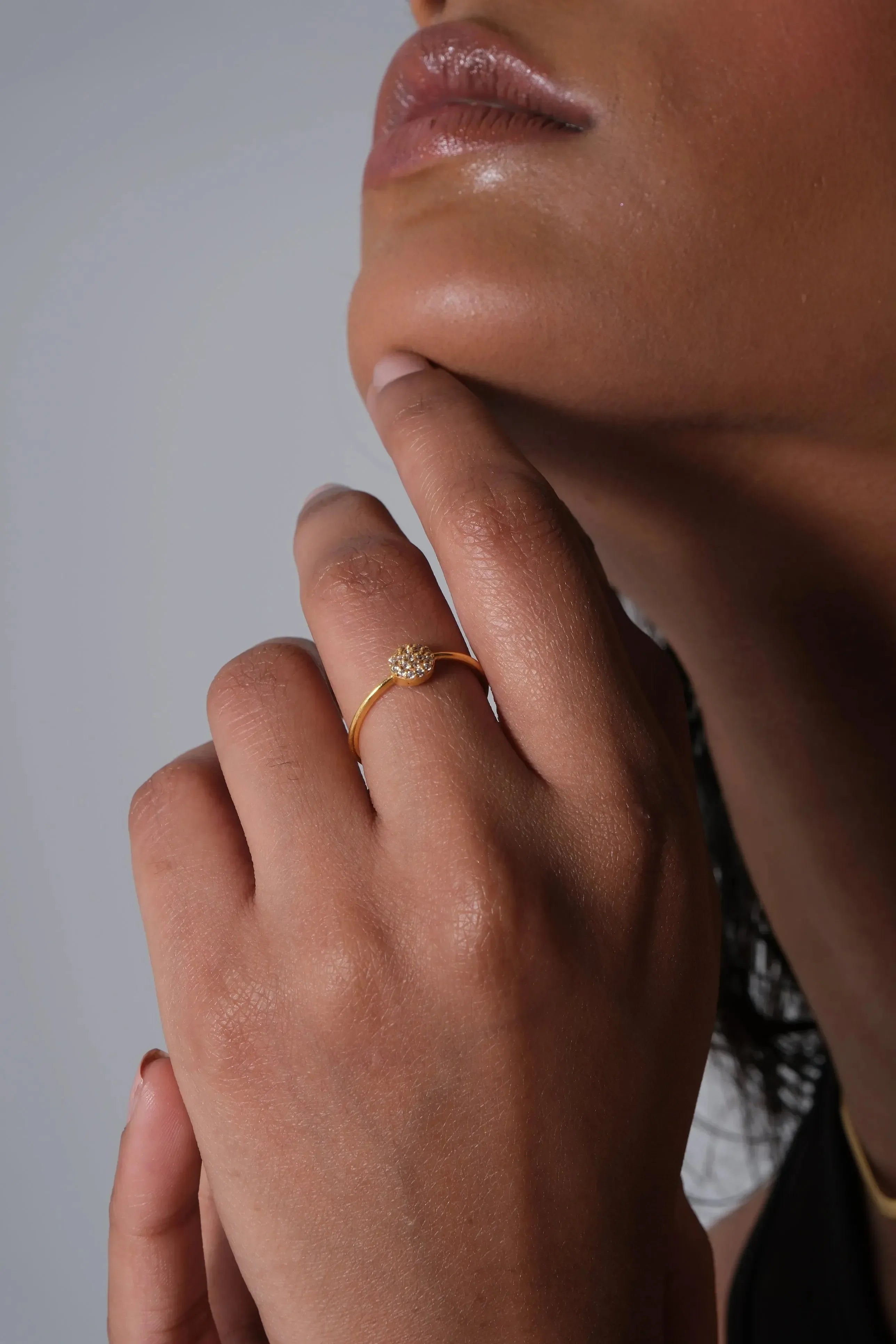 Round Shape Diamond Ring - Diatoms