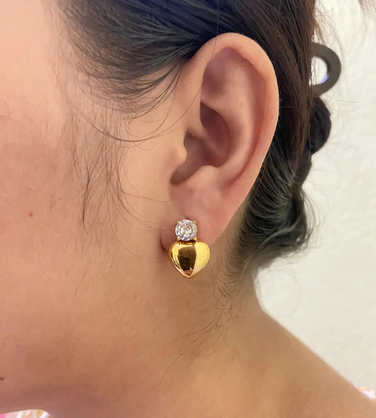 Zircon Sweetheart Shaped Stud Earrings - Diatoms