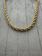 Bling Buzz Twisted Chain Necklace - Diatoms