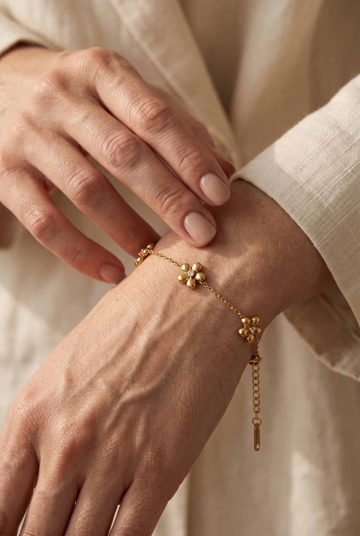 Artistic Flower Bracelet & Necklace