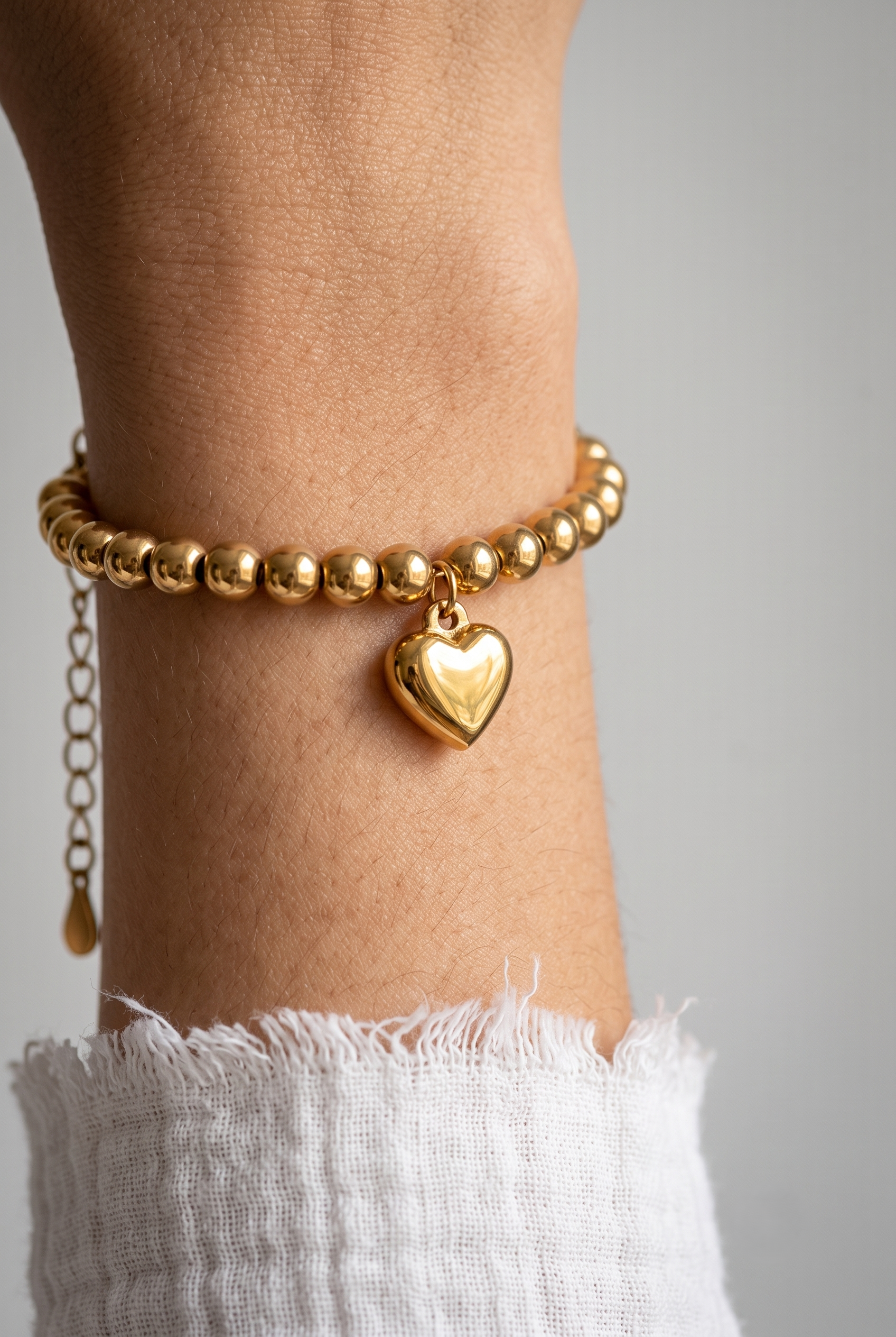 Majestic Love Gold Bracelet