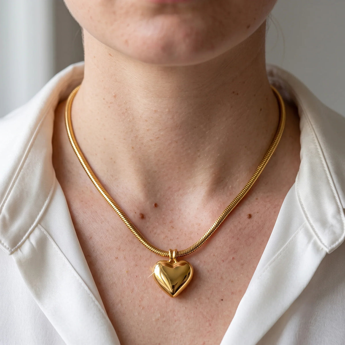 Golden Heart Magnetized Chain Necklace