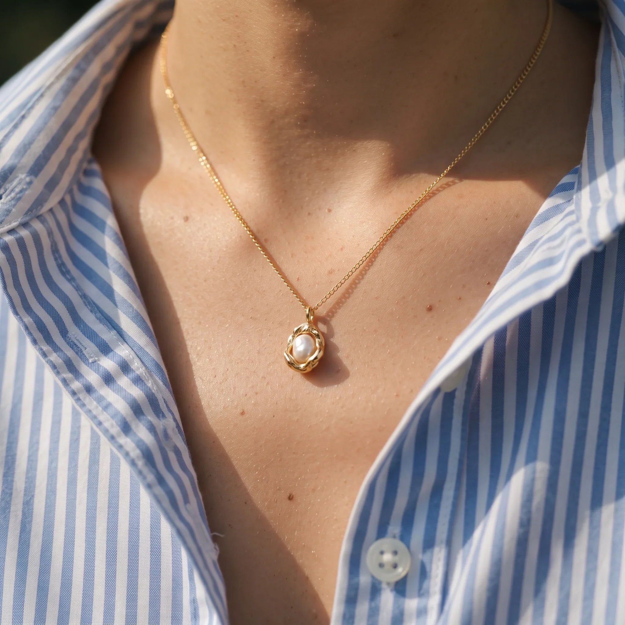 Luxe Dazzle Pearl Pendant