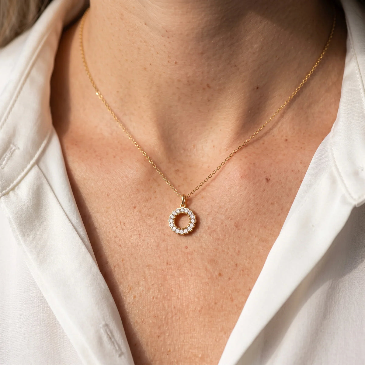 Chic Round Shaped Necklace