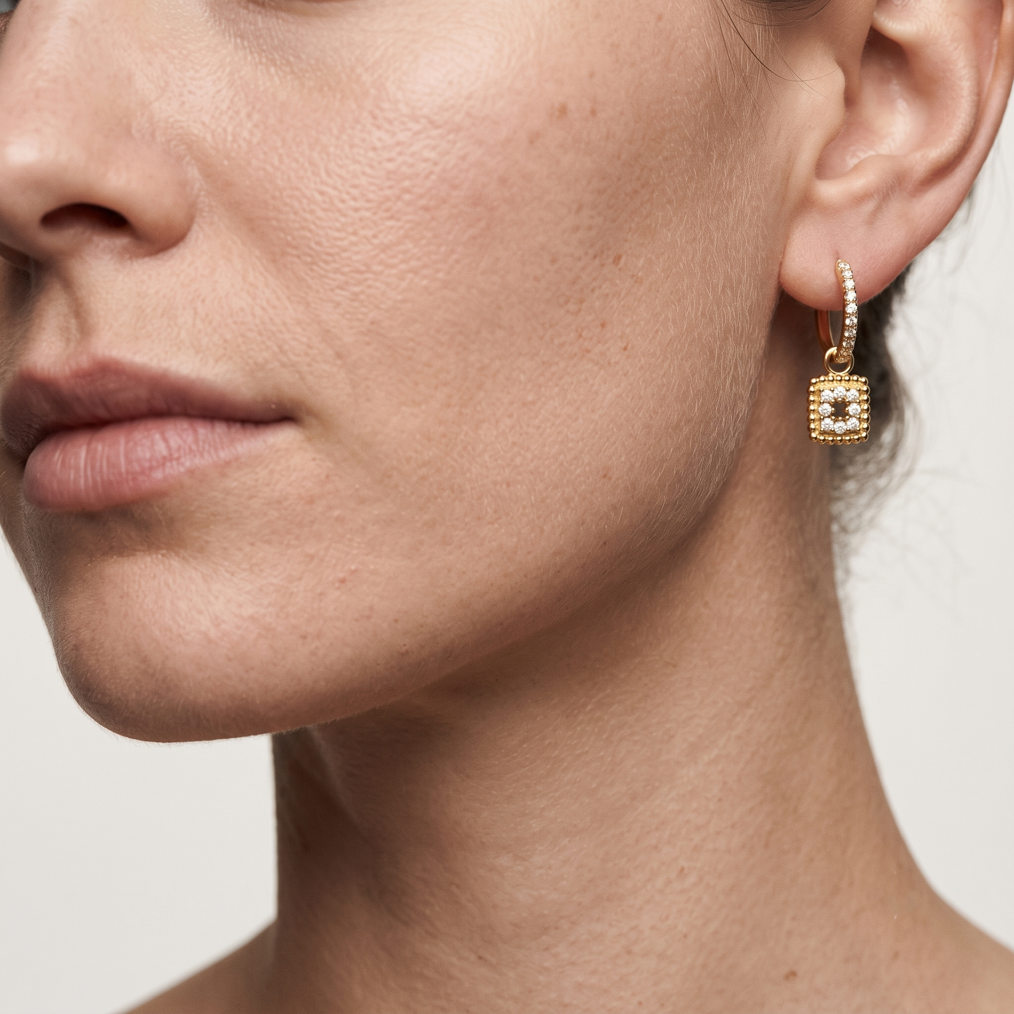 Belle Frame Earrings