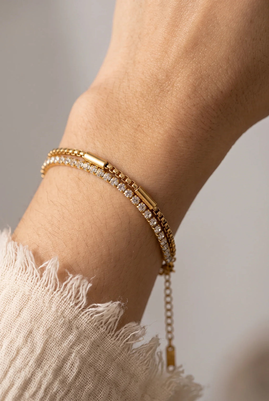 Commute Rhinestones Bracelet