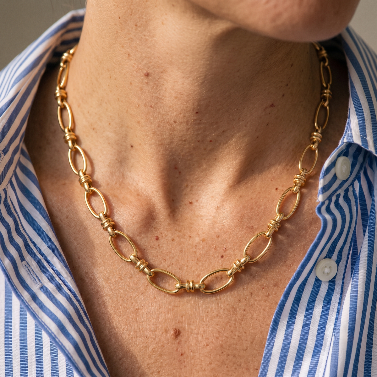 Luxy Interlocked Necklace