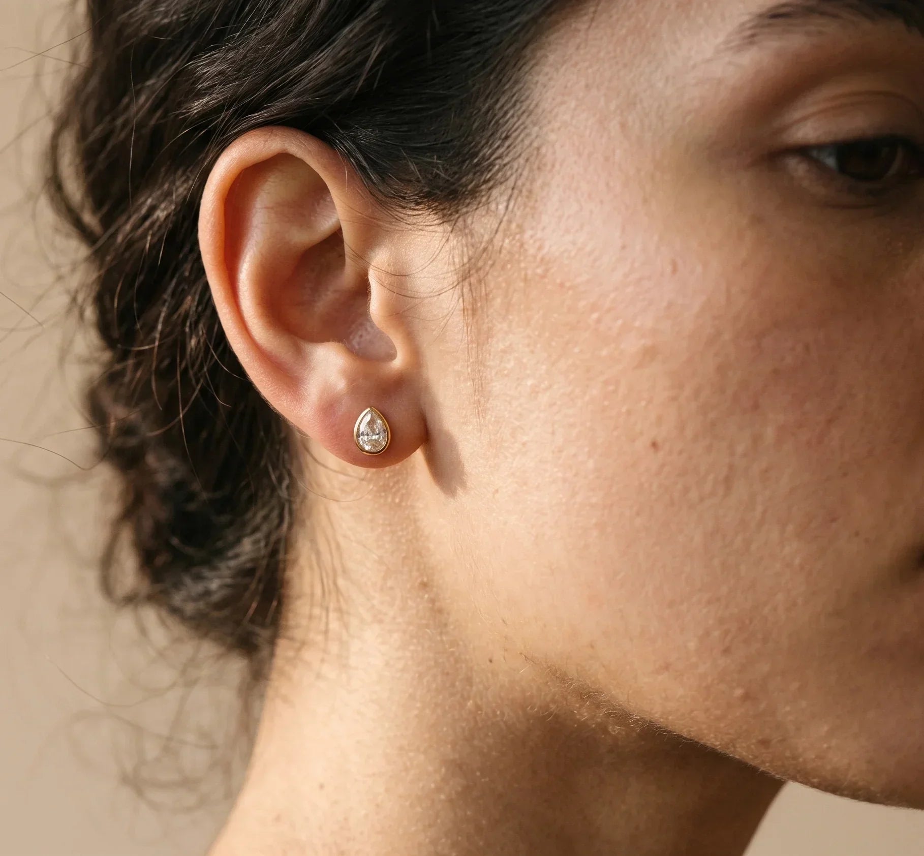 Oval Radiance Ear Studs