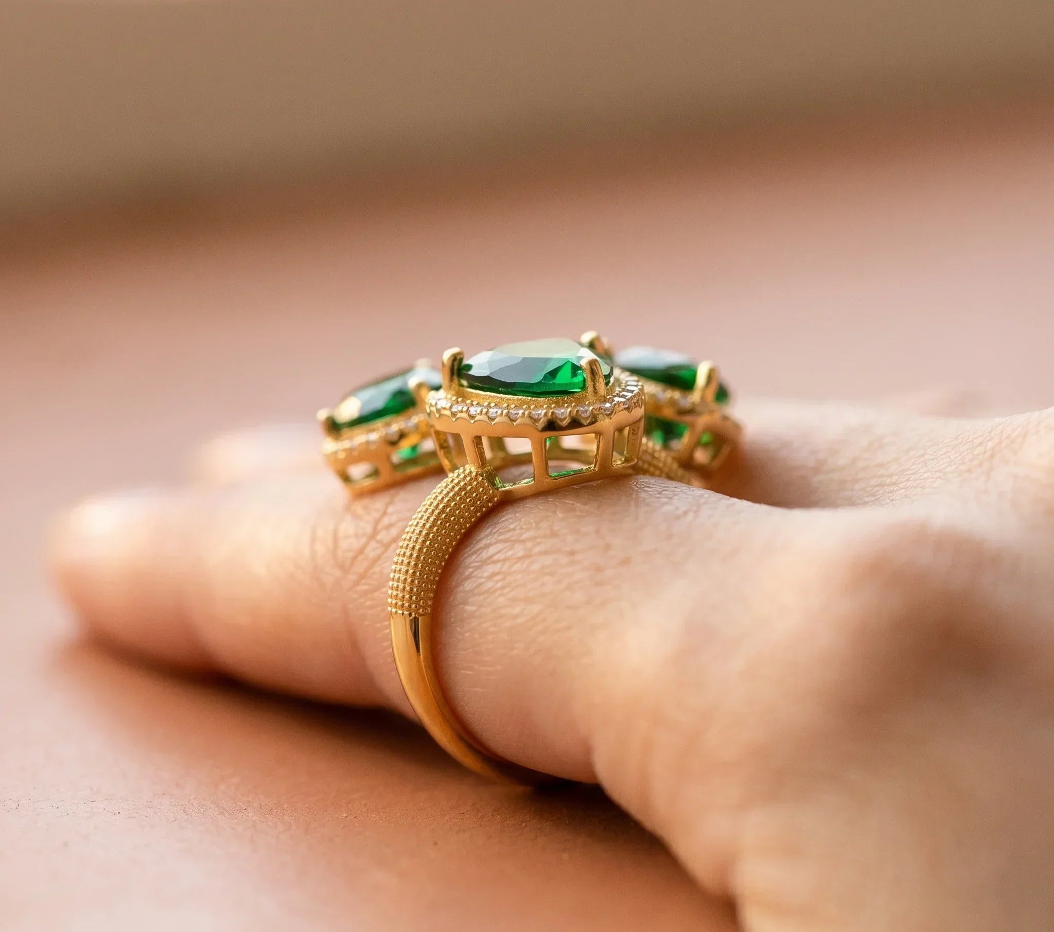 Royal Ivy Diamond Ring
