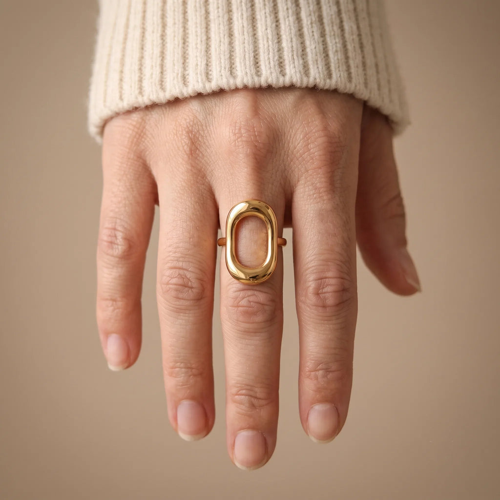 Luxy Oval Adjustable Ring