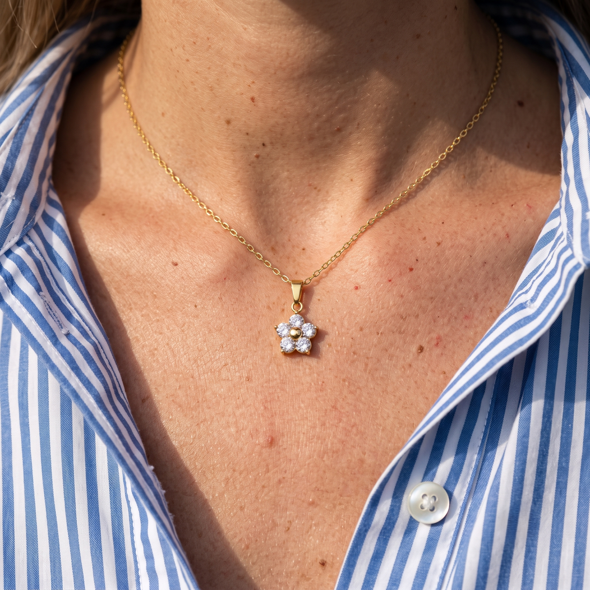Classic Flower Zircon Necklace