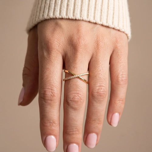 Diamond-Studded Gold Circle Ring