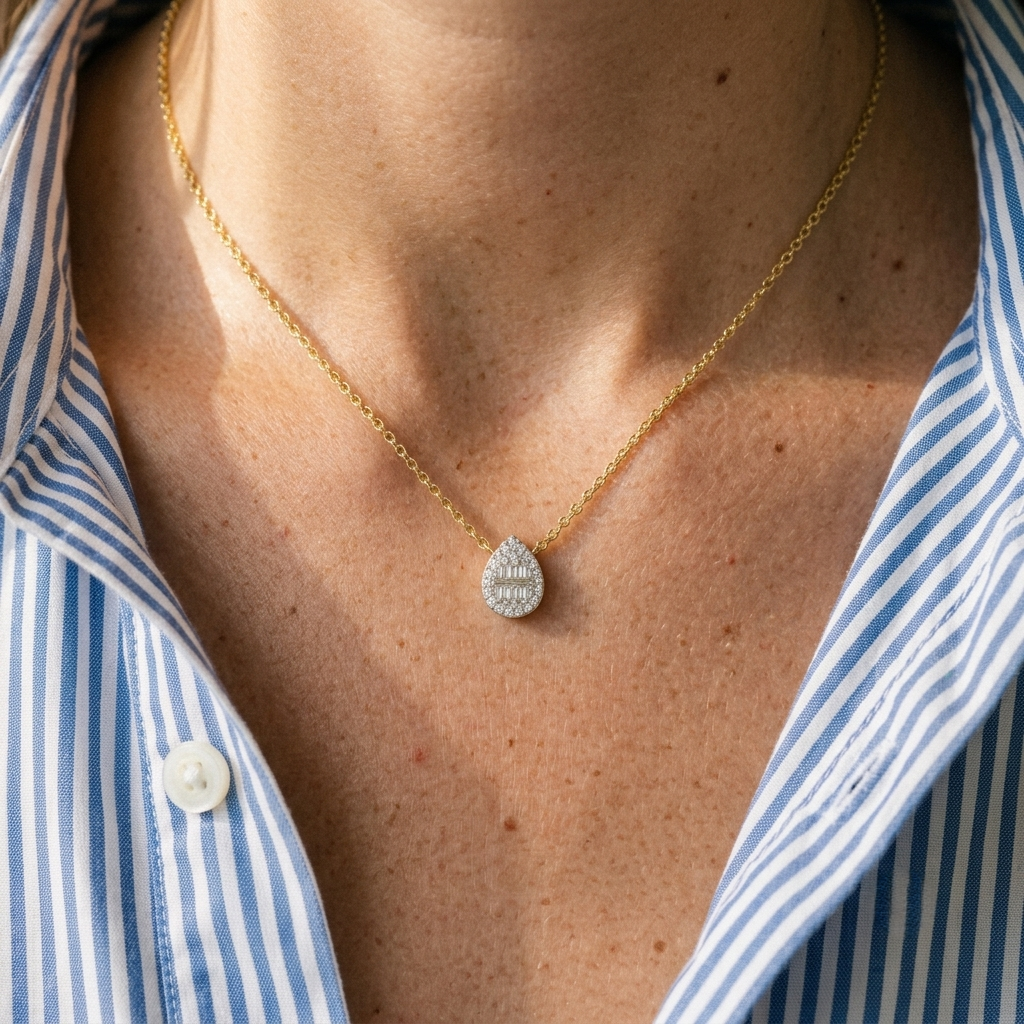 Elegant Water Droplets Zircon Pendant