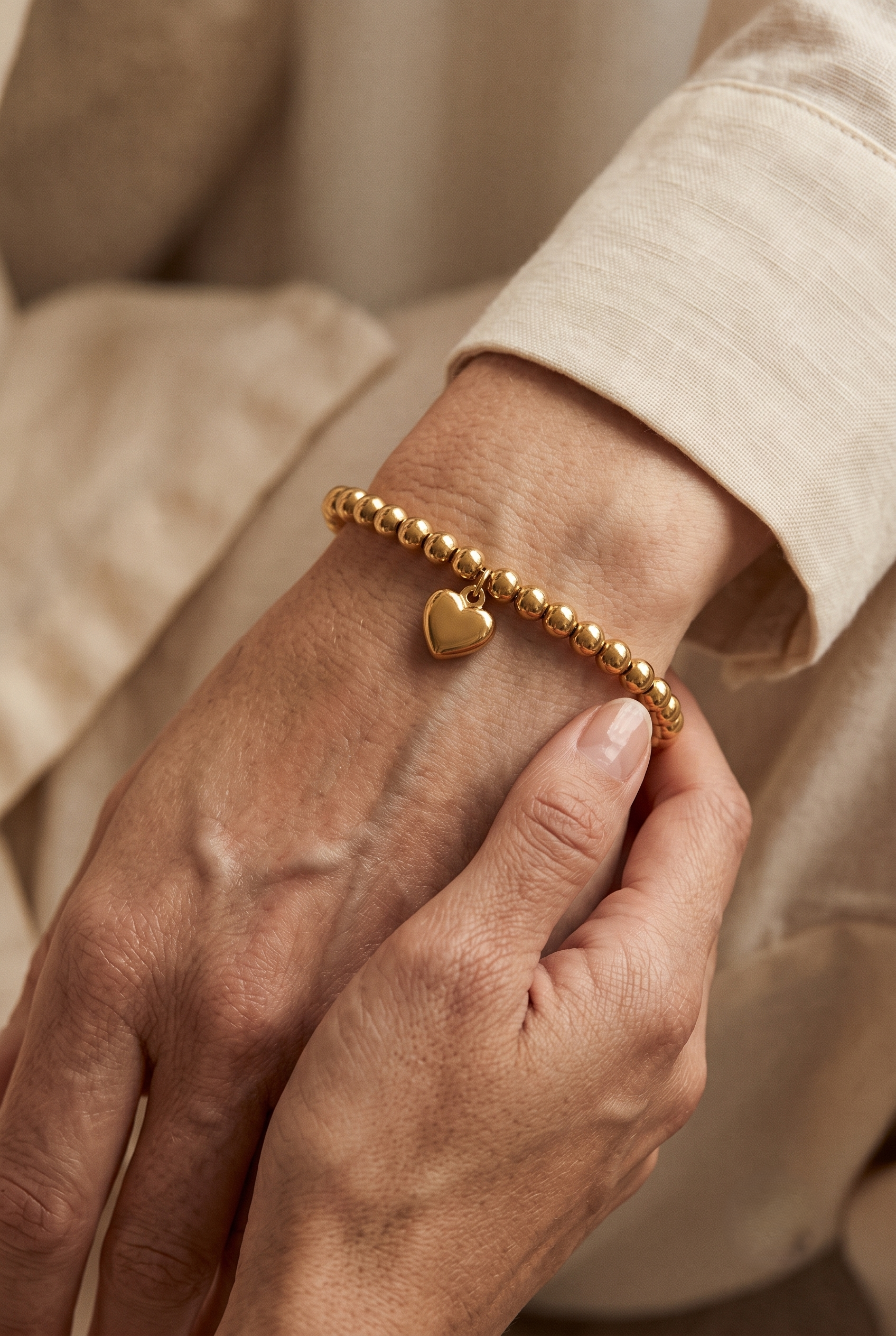 Majestic Love Gold Bracelet