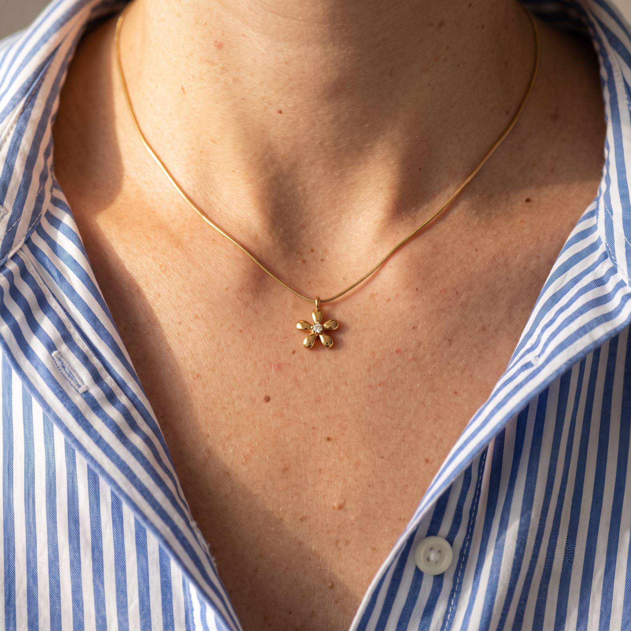 Diatoms Floral Shaped Necklace