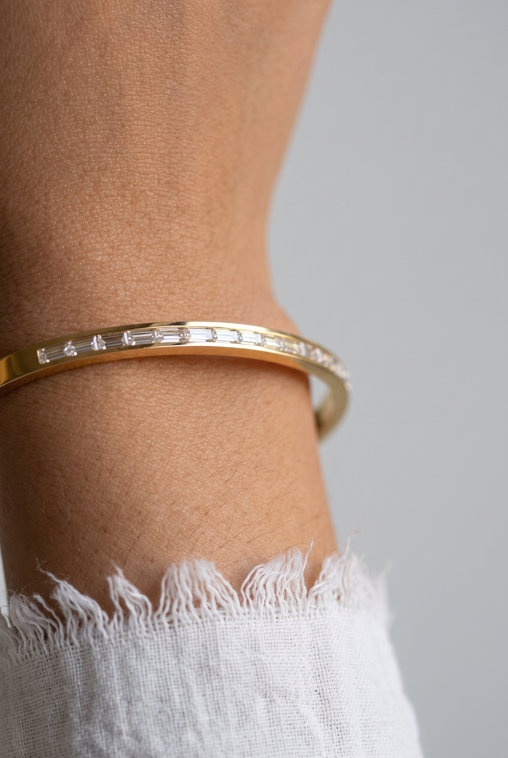 Shine Whisper Rhinestones Bracelets